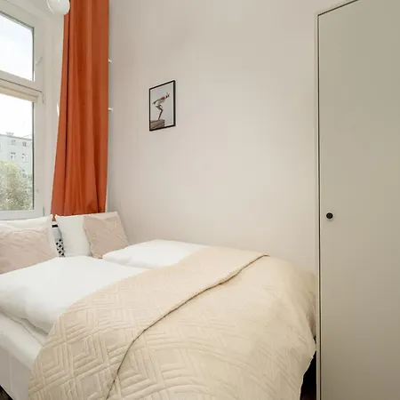 Apartament - Salon, Sypialnia Oraz Andresola Z Lozkiem - Blisko Stare Miasto - By Renters 弗罗茨瓦夫