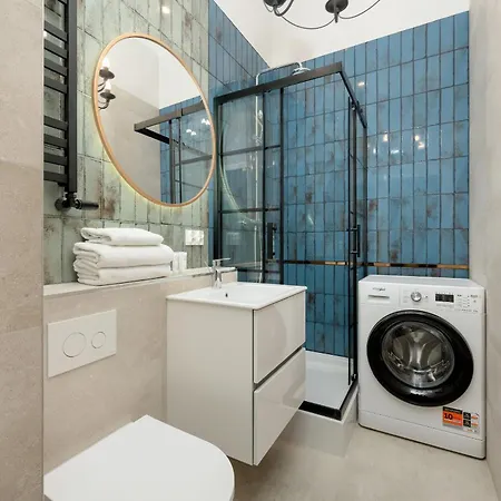 Apartament - Salon, Sypialnia Oraz Andresola Z Lozkiem - Blisko Stare Miasto - By Renters דירה *